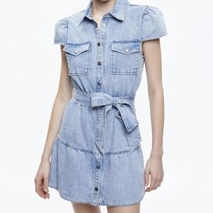 LIKE NEW Alice + Olivia Miranda Denim Minidress, Size 6
